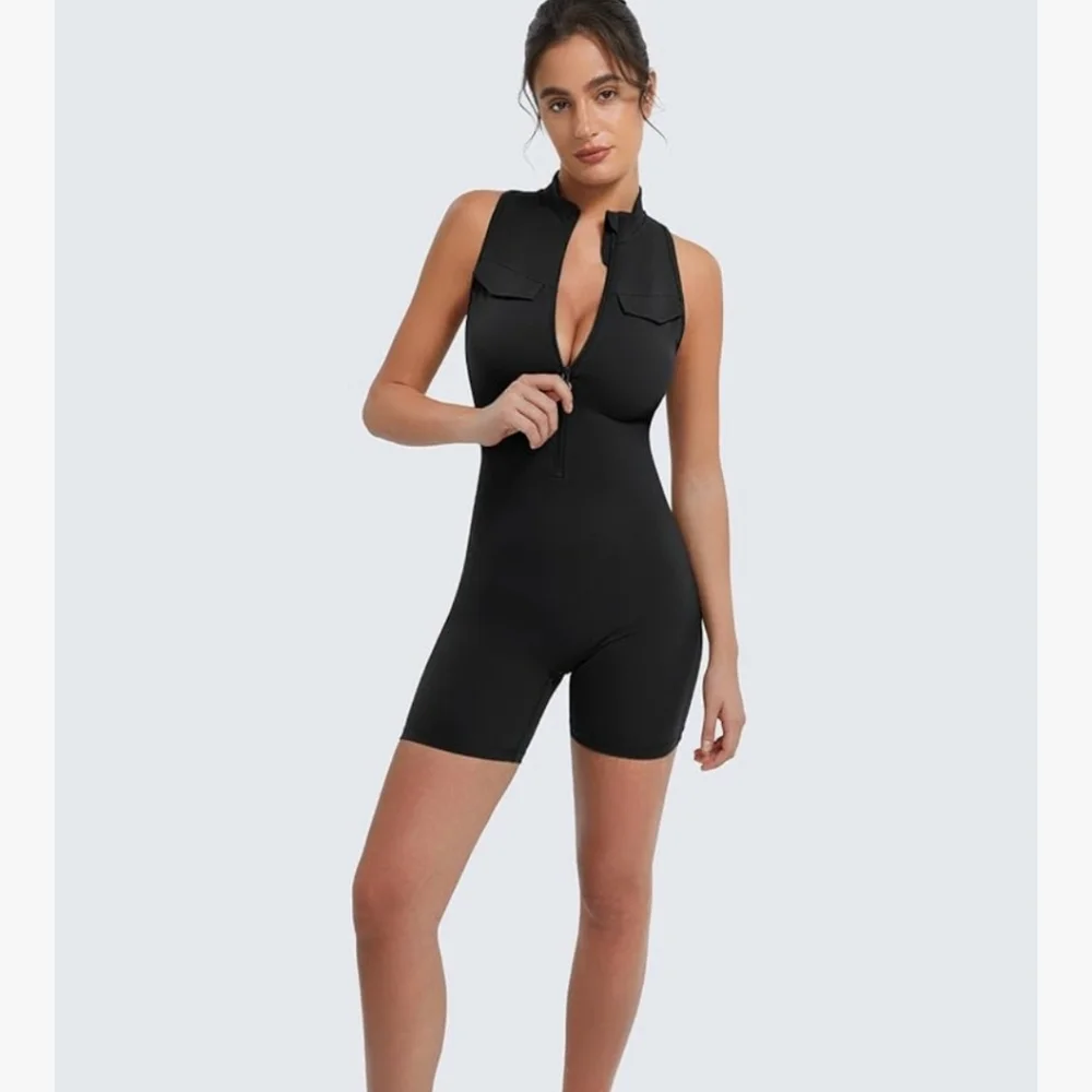 Black Sleeveless Zip-Up Top - Picture 5 of 6